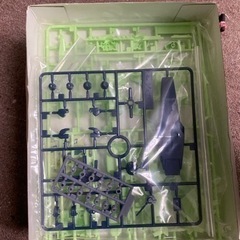 シャア　未開封プラモデル　箱に汚れがあります。の画像
