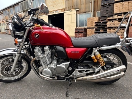 ホンダCB1100EXeパッケージ