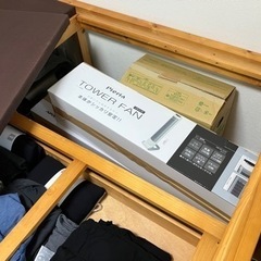 引出し付き収納力高いベッドの画像