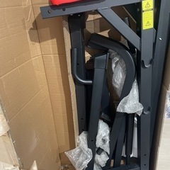 懸垂　チンニング　トレーニング　フィットネスの画像