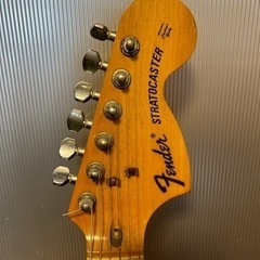 Fender フェンダー ストラトキャスター