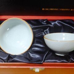 (決まりました)【新品・未使用・美品】汝窰氷裂釉杯2個　専用ケース入り