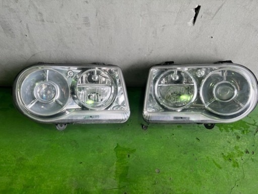 クライスラー　300C 左右　ヘッドライト　LX35