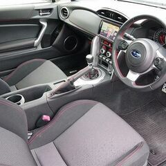【自社ローン】BRZ 2.0 S 6MT!☆最長３６回払い！ブラックの方でもOK！保証人・頭金なしでも可能☆の画像