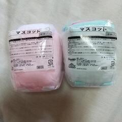 ハンギョドンとキティちゃんの小さいぬいぐるみの画像
