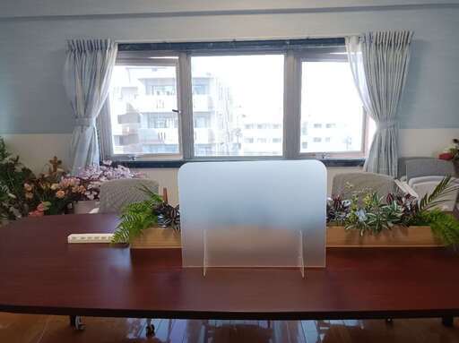 ①【処分価格】新品 アクリルパーテーション　600*450*3 窓無　110枚セット売り　即決優先