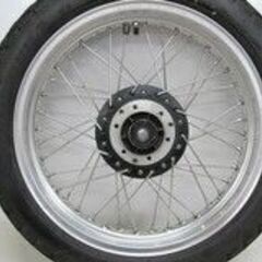 🏍 【バイク用品】美品！カワサキ Z2 Z1初期F6穴 18インチ ＆Ｄリム【旧車バイク･パーツ買取アールワン田川】の画像