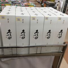 【★日本酒久保田入荷～★】 萬壽　久保田 特別純米酒　1800ml【🌻リサイクルモールみっけ柏店🌻】の画像