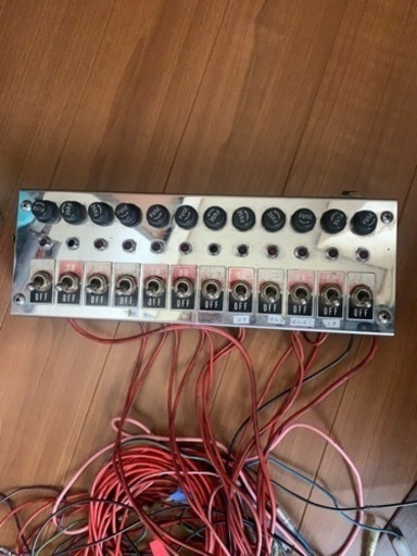 ジェットイノウエ製12連スイッチボックス