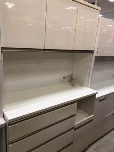 取りに来れる方限定！３枚扉のレンジボードです！！