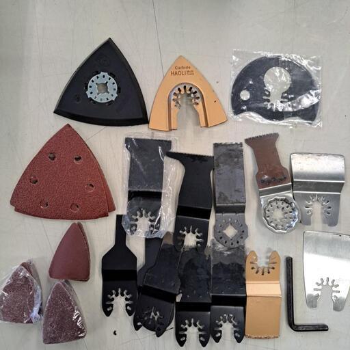 【決まりました】マキタ　充電式マルチツール　10.8v