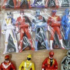 海賊戦隊ゴーカイジャー 変身携帯モバイレーツ レンジャーキー80体 まとめて セット ジャンク扱い 札幌市 北20条店の画像