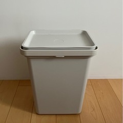 ［小］ikea ゴミ箱の画像