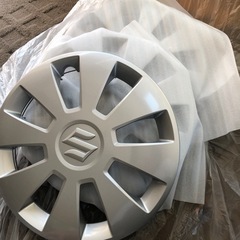 新車取り外し12インチホイールキャップ4枚組の画像