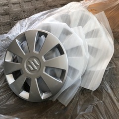 新車取り外し12インチホイールキャップ4枚組の画像