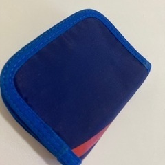 二つ折り財布　adidas  青の画像