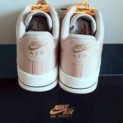 メンズ ナイキ エア フォース 1 LV8 3の画像