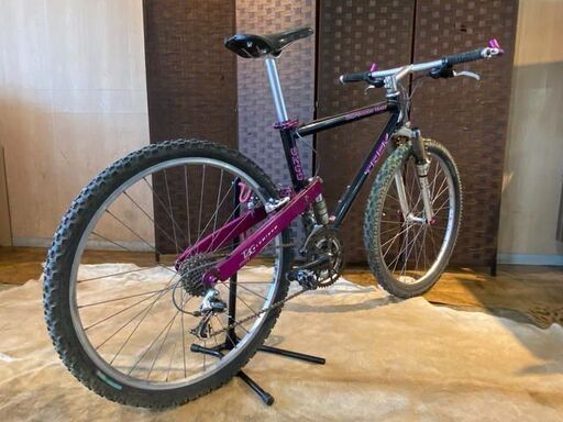 フルサストレックマウンテンバイク26インチ(引き取り限定) フルサストレックマウンテンバイク26インチ(引き取り限定)
