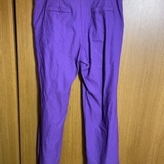 セレクトモカ 紫のパンツの画像