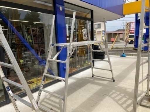 中古品◇ピカ コーポレイション 足場台（可搬式作業台）ダイナワーク タフ　DXA-18BT（手摺無し）◇外◇ ITOE7YAQF578