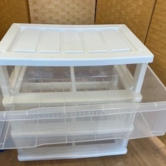 【引取】3段衣装ケースの画像