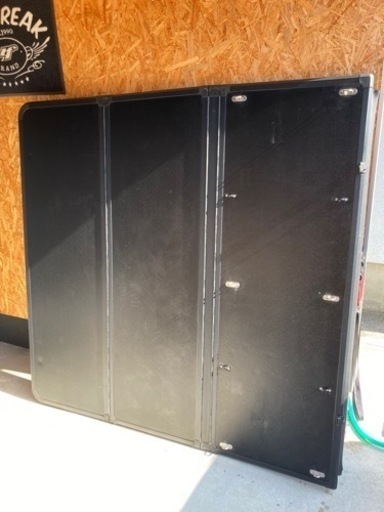 ハイラックス三つ折りハードトノカバー