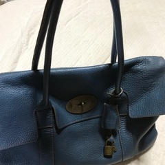 ハンドバッグ　革