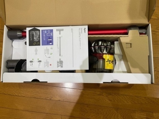 dyson v8 slim fluffy