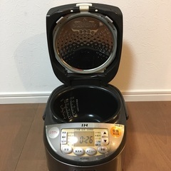 【取引中】象印　炊飯器　5合　2015年製の画像
