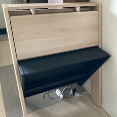 【7/8 or 9引取り希望】【売ります】折り畳みデスクの画像