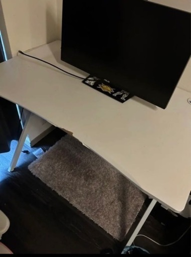 ゲーミングデスク