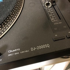 DJ ターンテーブルの画像