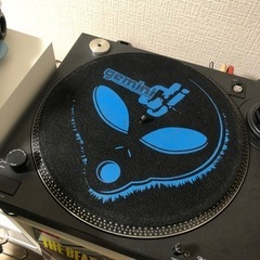 DJ ターンテーブルの画像
