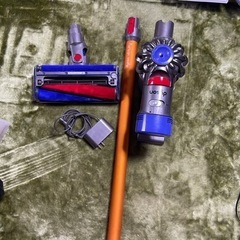 ジャンク品　ダイソン　Dyson SV10  fluffy コー...