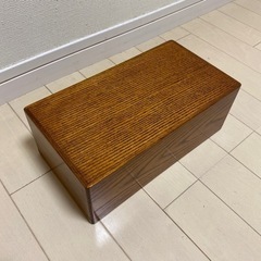 木製ティッシュケースの画像