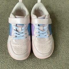 シューズ　19.0 グラビス