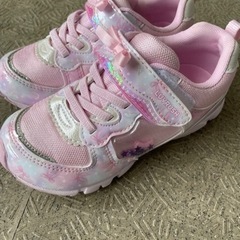 子供用シューズ　18.5 ムーンスター　ラブラッシュ？の画像