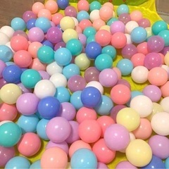 お値下げ　ボールプールサークル付き！200個大きめ　収納袋ありの画像
