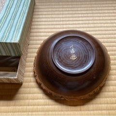 天然木クリ抜き　丸皿　菓子入の画像