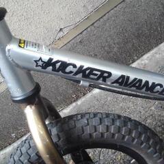子供用自転車　キックバイク　キッカーアバンスの画像