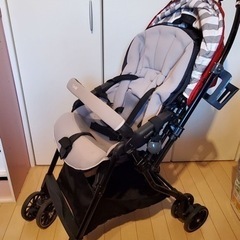 AB型ベビーカーコンビ ホワイトレーベル スゴカルα ４キャス ...