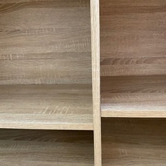 値下げ　美品　絵本棚 おもちゃ箱 テーブル デスク 机 大容量 収納 子供部屋 おしゃれ マガジンラック 木製 ディスプレイ リビング 知育玩具 モンテッソーリ ロウヤ LOWYAの画像