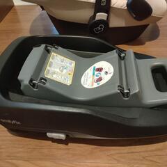 マキシコシ　ペブル　ファミリーフィックス　セット　isofixの画像