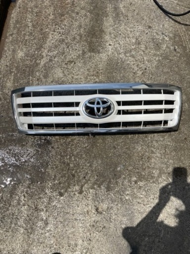 ランドクルーザー100 フロントグリル