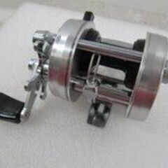 🐟【つり具】年代物！ABU 2500C シルバーフットナンバー 170017/44 【釣具地域最大高価買取アールワン田川】の画像