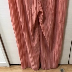 プリーツパンツ 未使用の画像