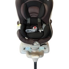 combi チャイルドシートの画像