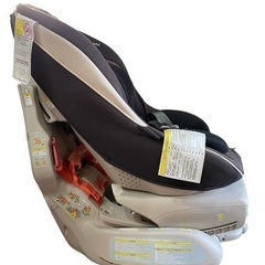 combi チャイルドシートの画像