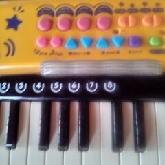 子供用ピアノの画像