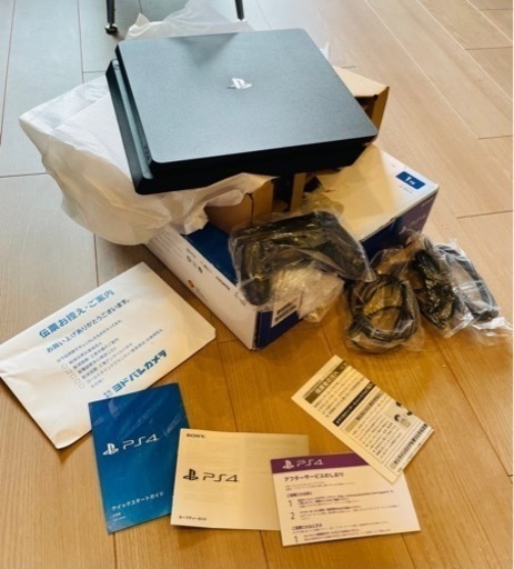 ※価格対応済【本体美品】PS4 1TB ジェットブラック CHU-2000B【箱汚れあり】